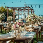 عقد در فضای باز